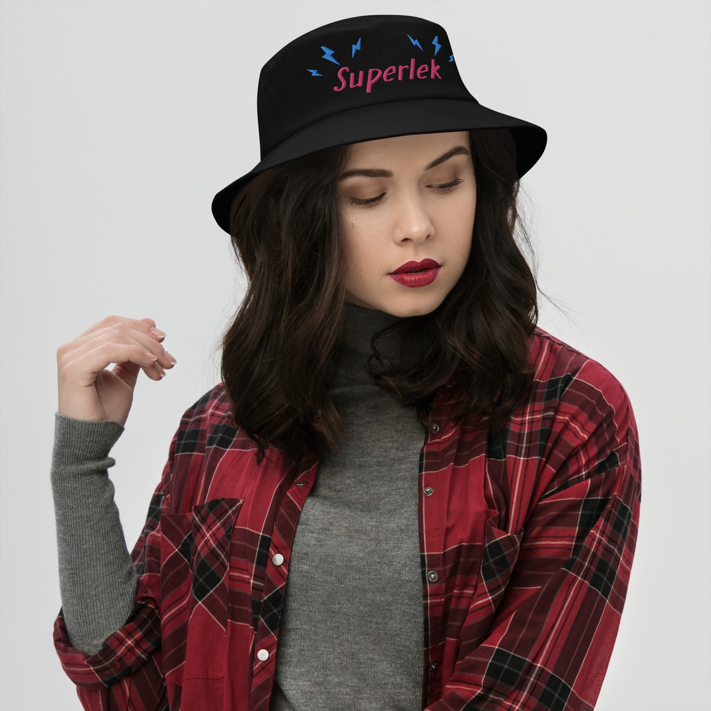 SUPERLEK Lightning Bucket Hat